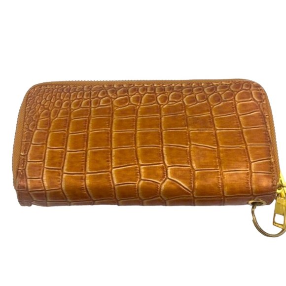 Faux Leather Gold ZIP Flap Wallet - Picture 3 of 3